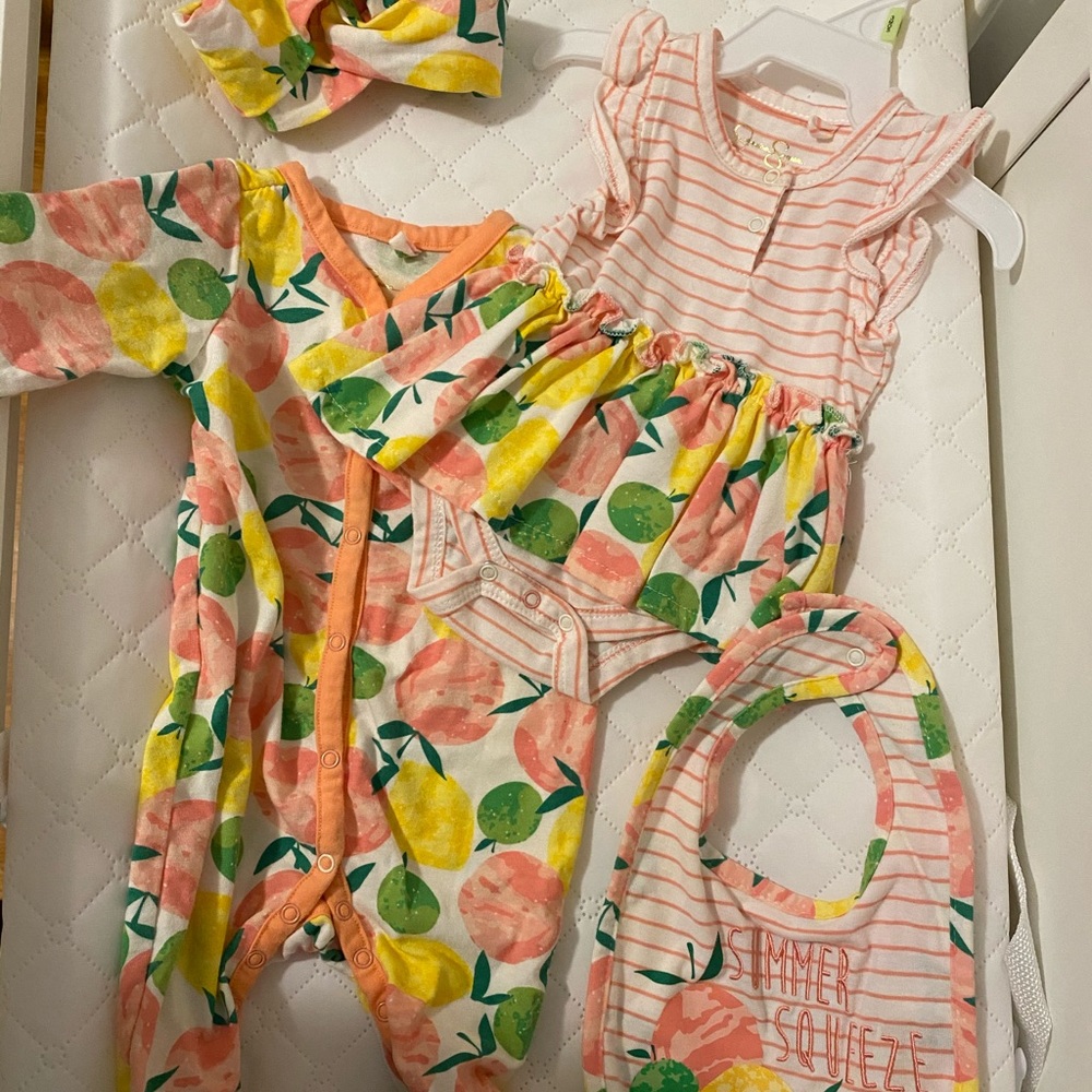 jessica simpson baby outfit fit 4 piece set